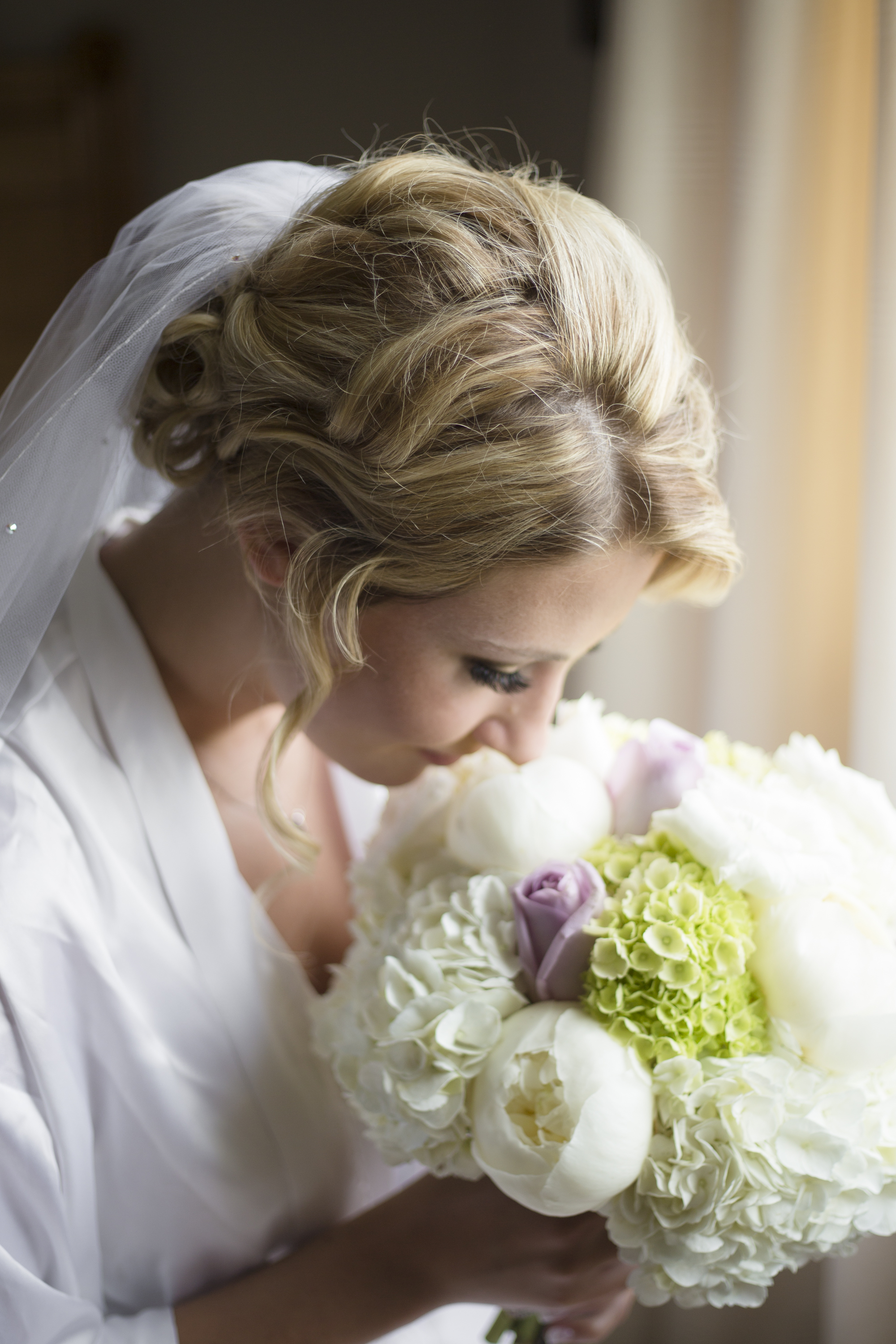 Elmira Wedding Photography/ Wedding Bouquet/ Bride/ Waterloo Wedding Photographer 