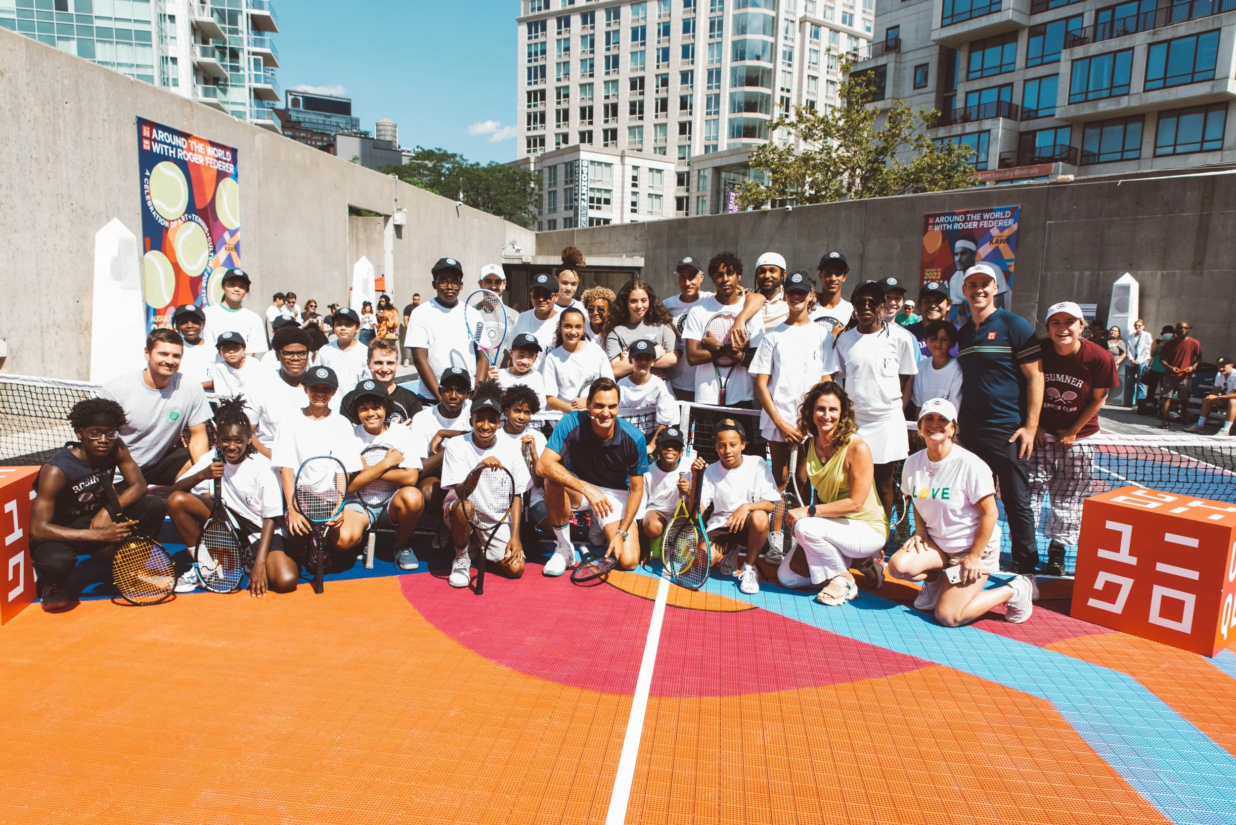 uniqlo-around-the-world-with-roger-federer_53090890367_o.jpg