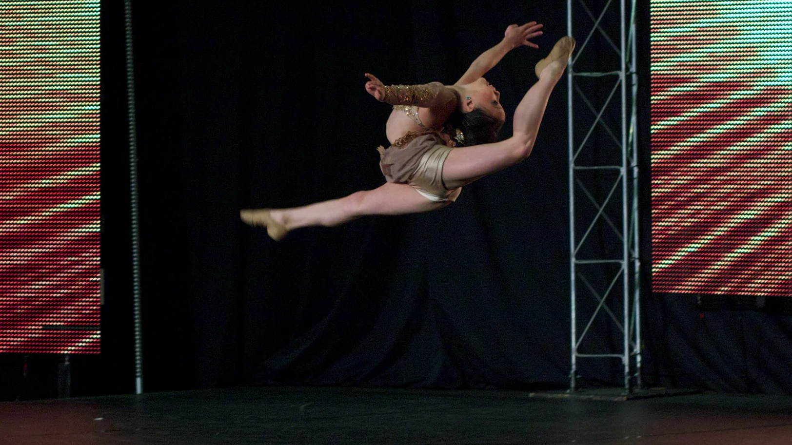 Showbiz Dance Competition 