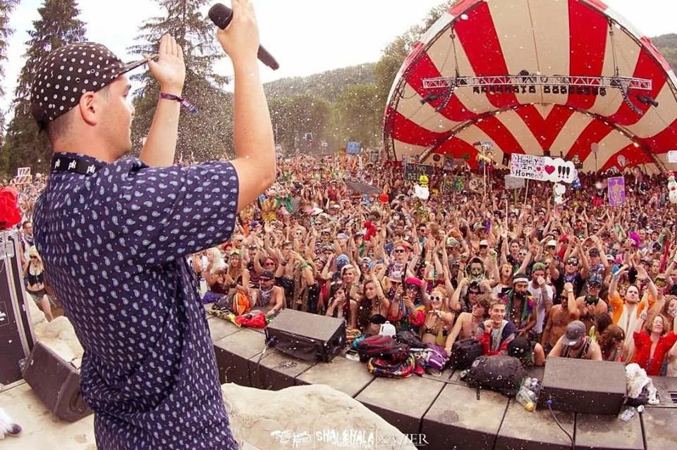 Def3 rocking the AMP at Shambhala. Photo By Xavier Photography .