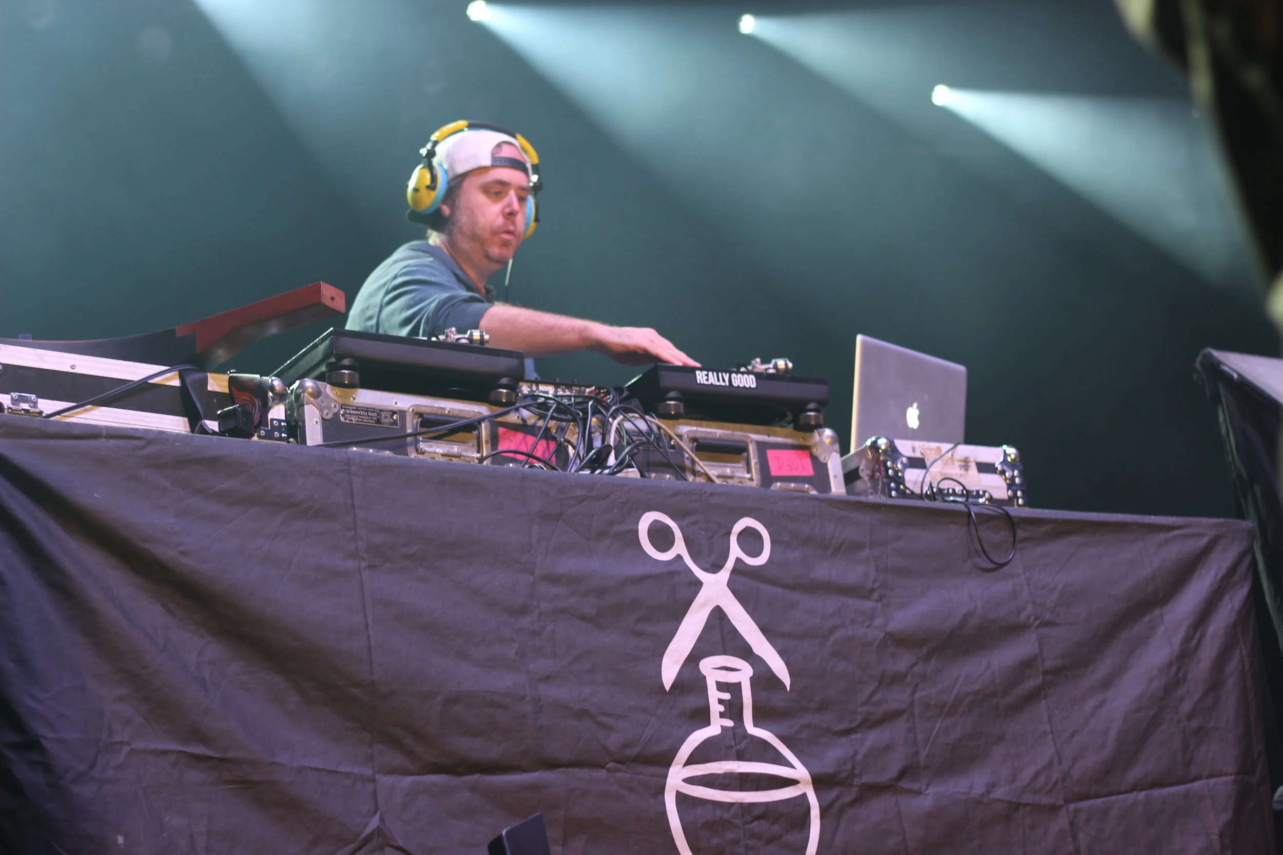 The mighty Cut Chemist. 