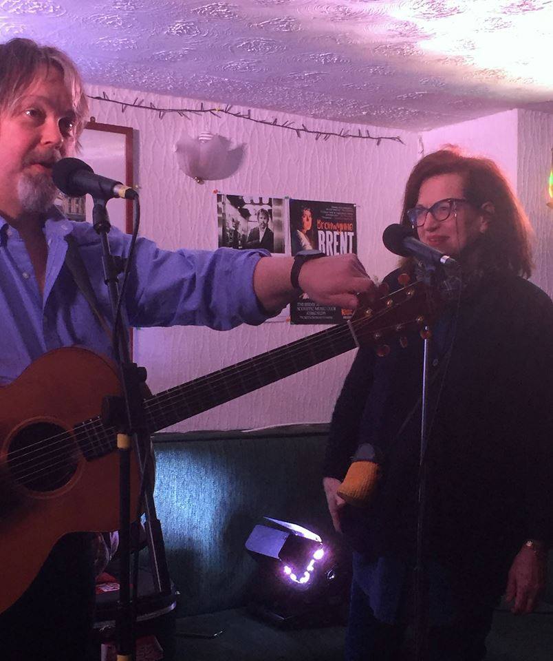 Barbara Dickson joins me for a song at Kirkcaldy Acoustic Music Club