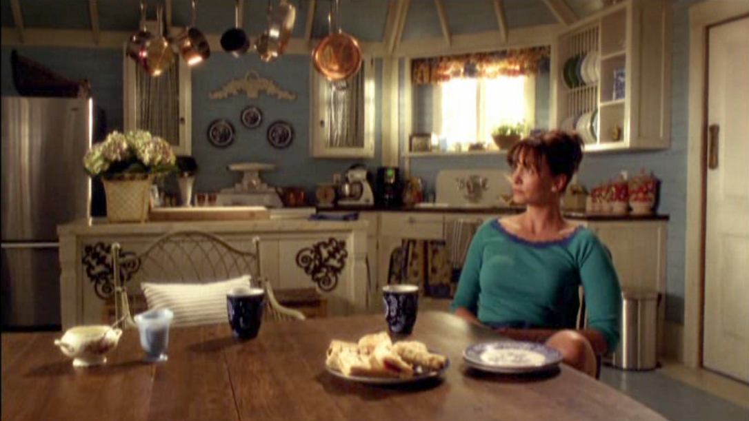 The Bradshaw Cottage Studio Set