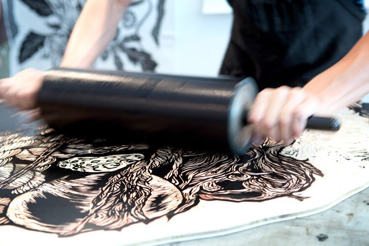 BIG+INK+Inking+a+Woodblock+by+Amy+Allison+Turpin+copy.jpeg