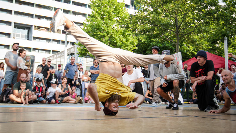 dab38cb4-b1ec-4a30-bdf5-6a17e0c525c6.jpg