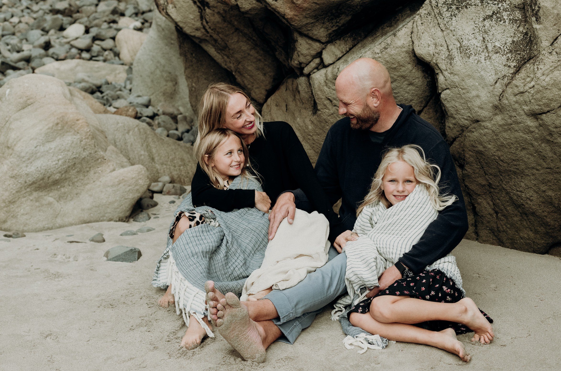family photos on the oregon coast