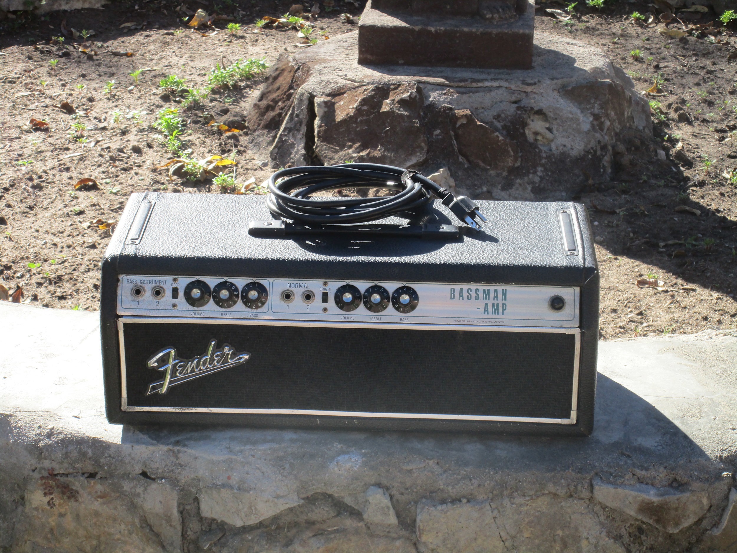 I restored and modded this Silver Face Fender Bassman. It has a transitional circuit that Fender never even published a schematic for!