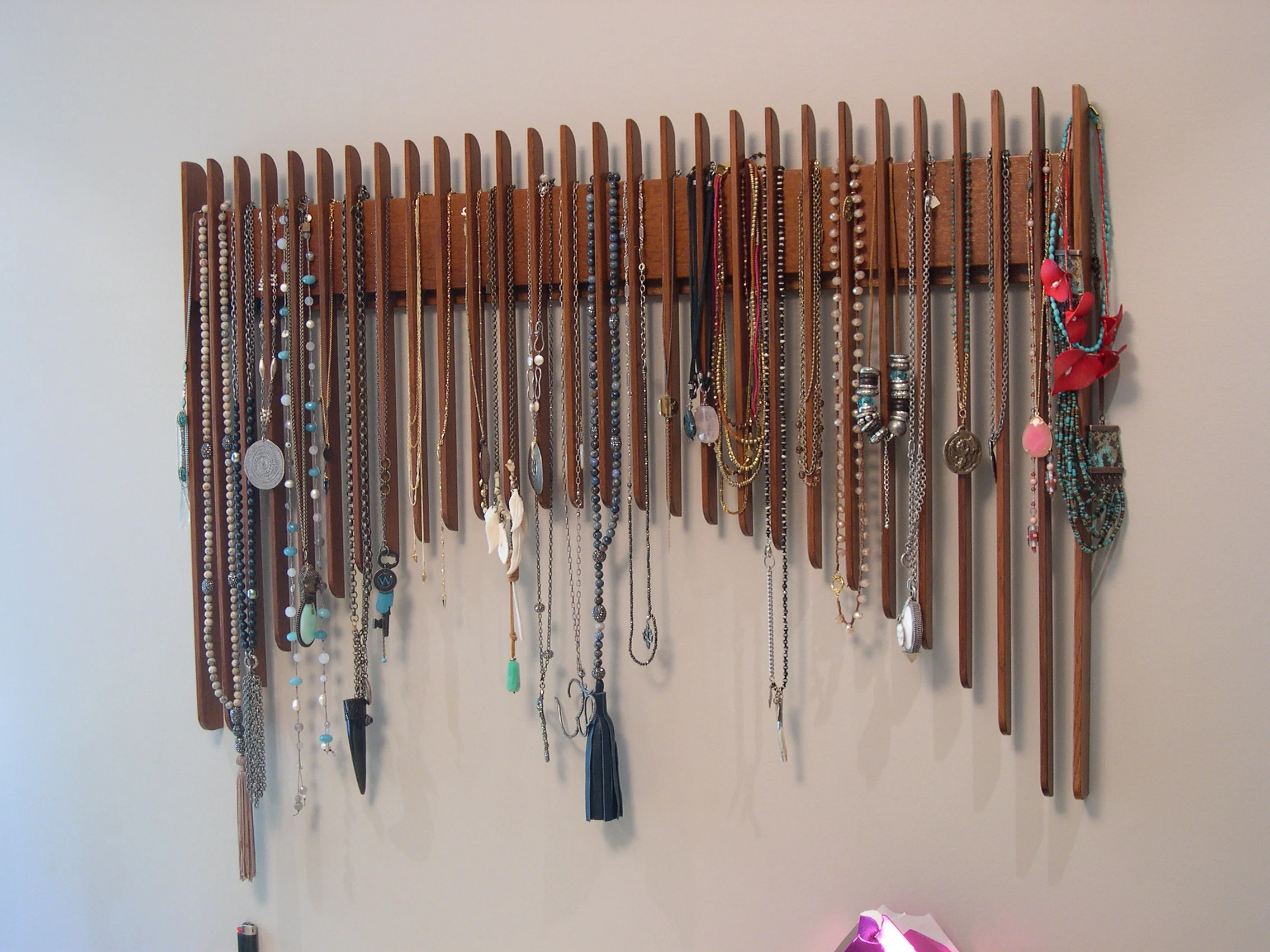 Necklace display