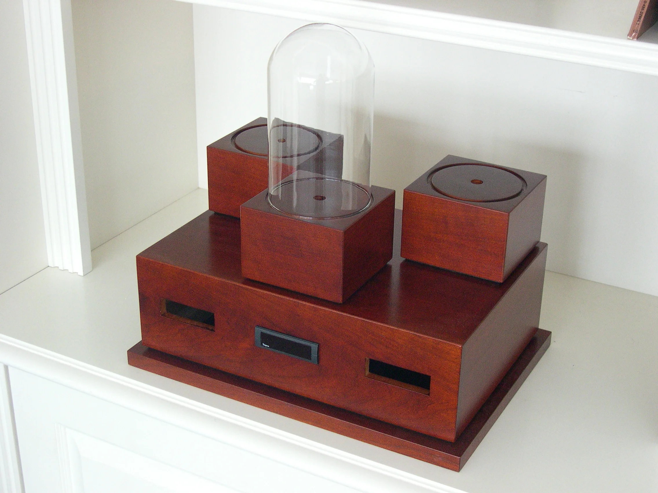 Electronics trade show display