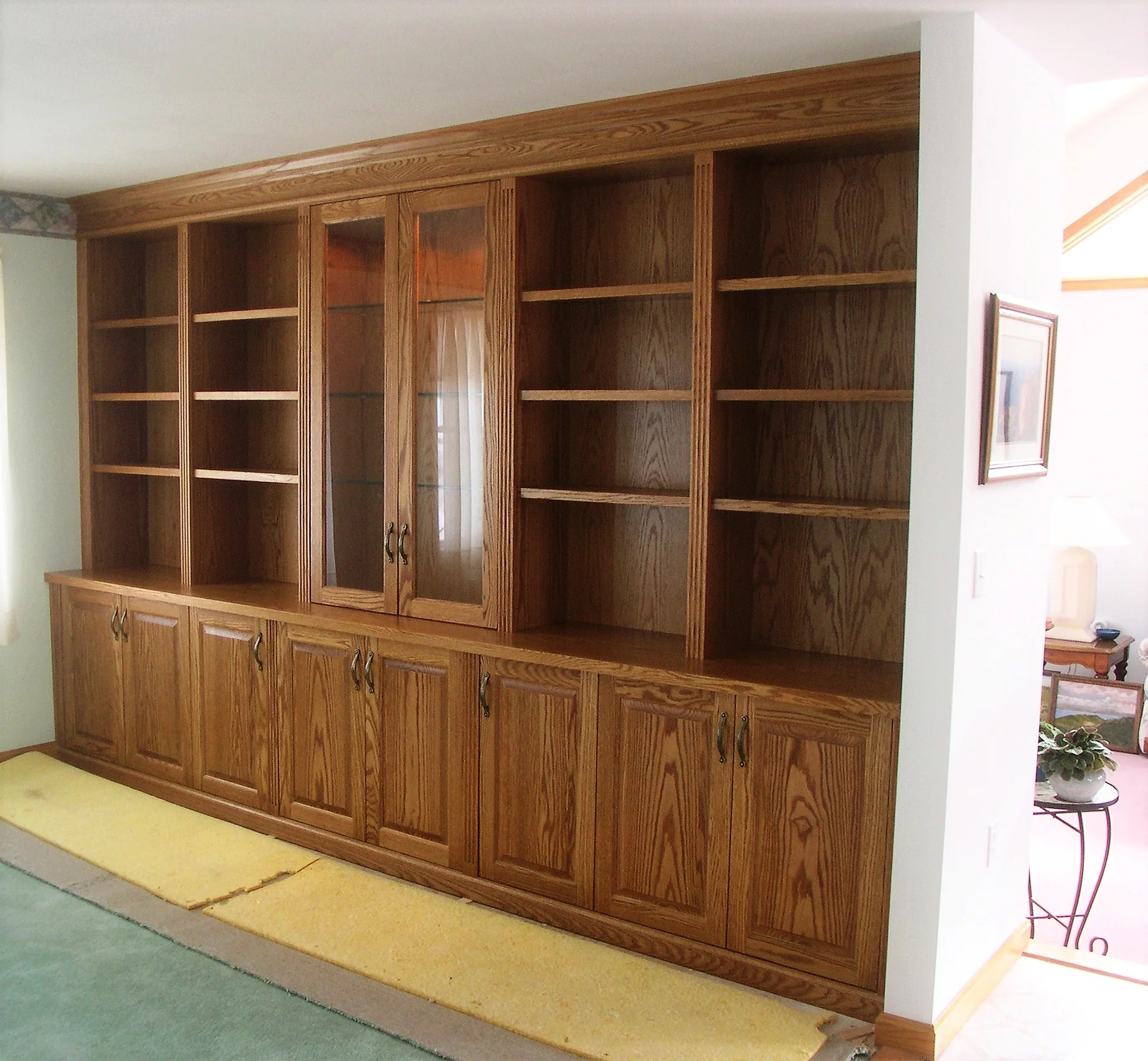 Oak wall unit with central display case