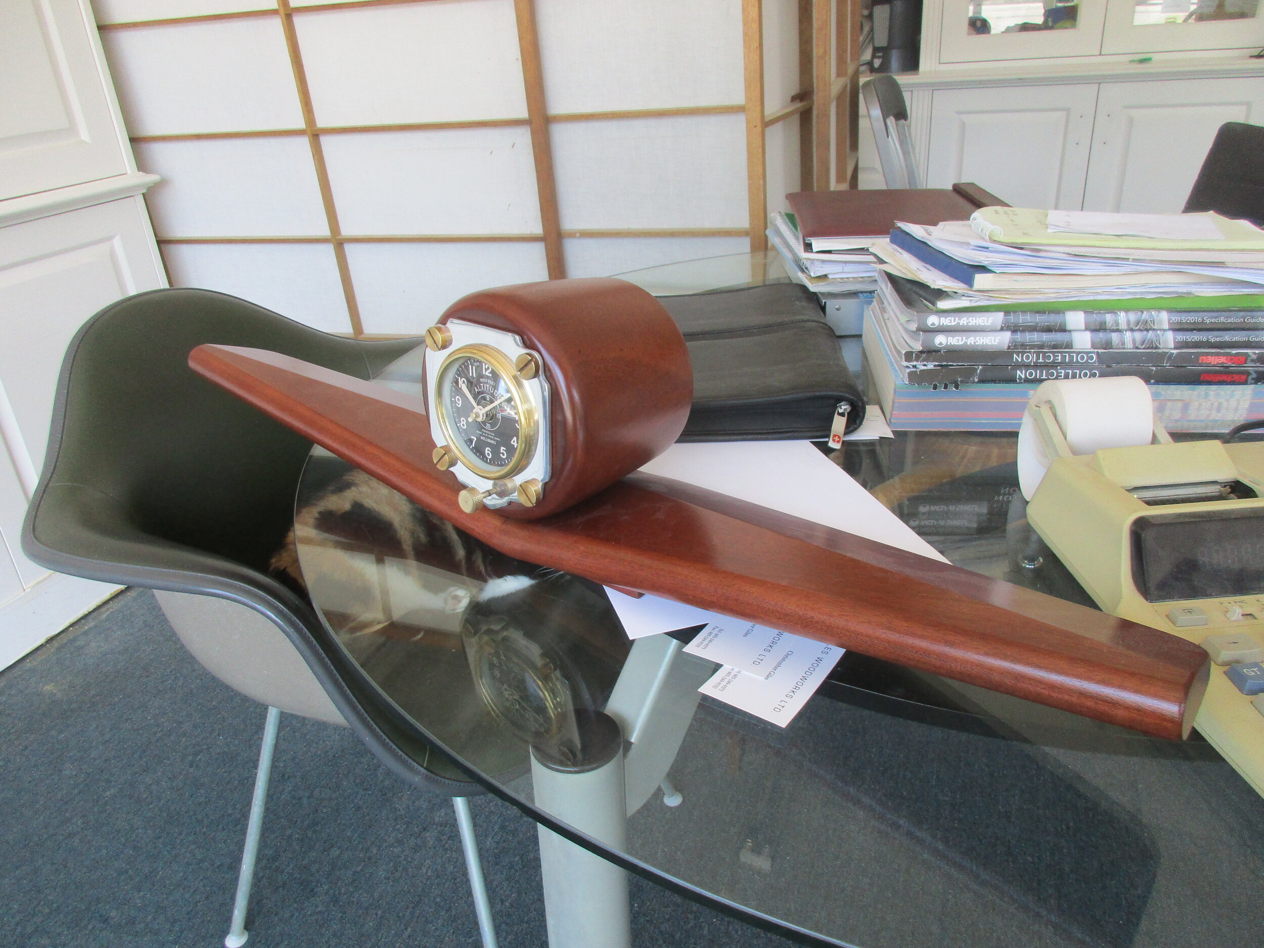   Altimeter home display - view of wings  