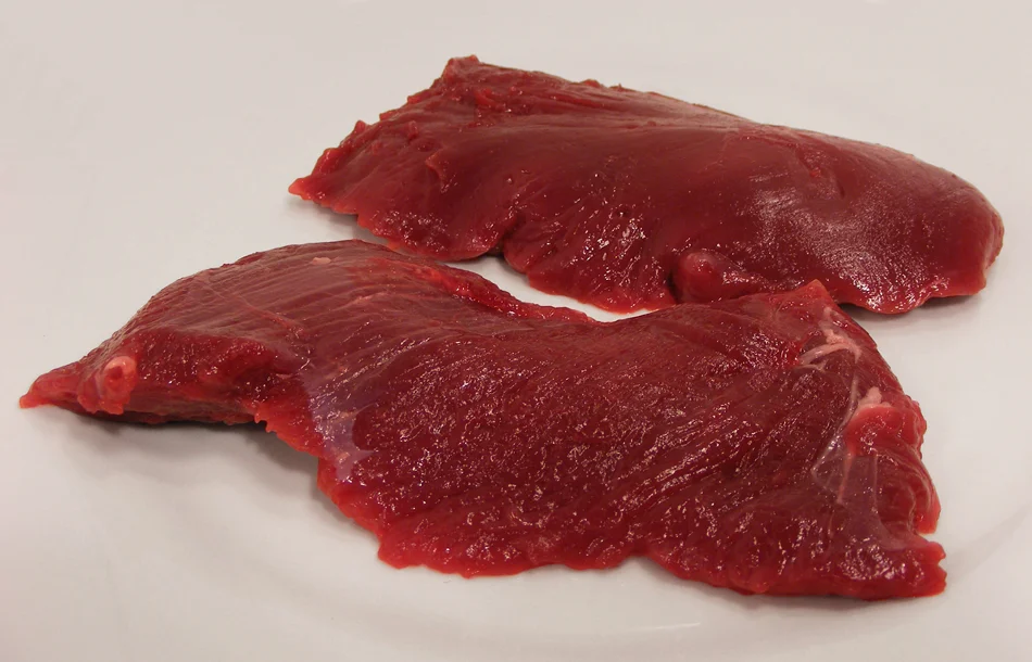 "Reindeer steak 2" by FotoosVanRobin from Netherlands - Reindeer steak. Licensed under Creative Commons Attribution-Share Alike 2.0 via Wikimedia Commons