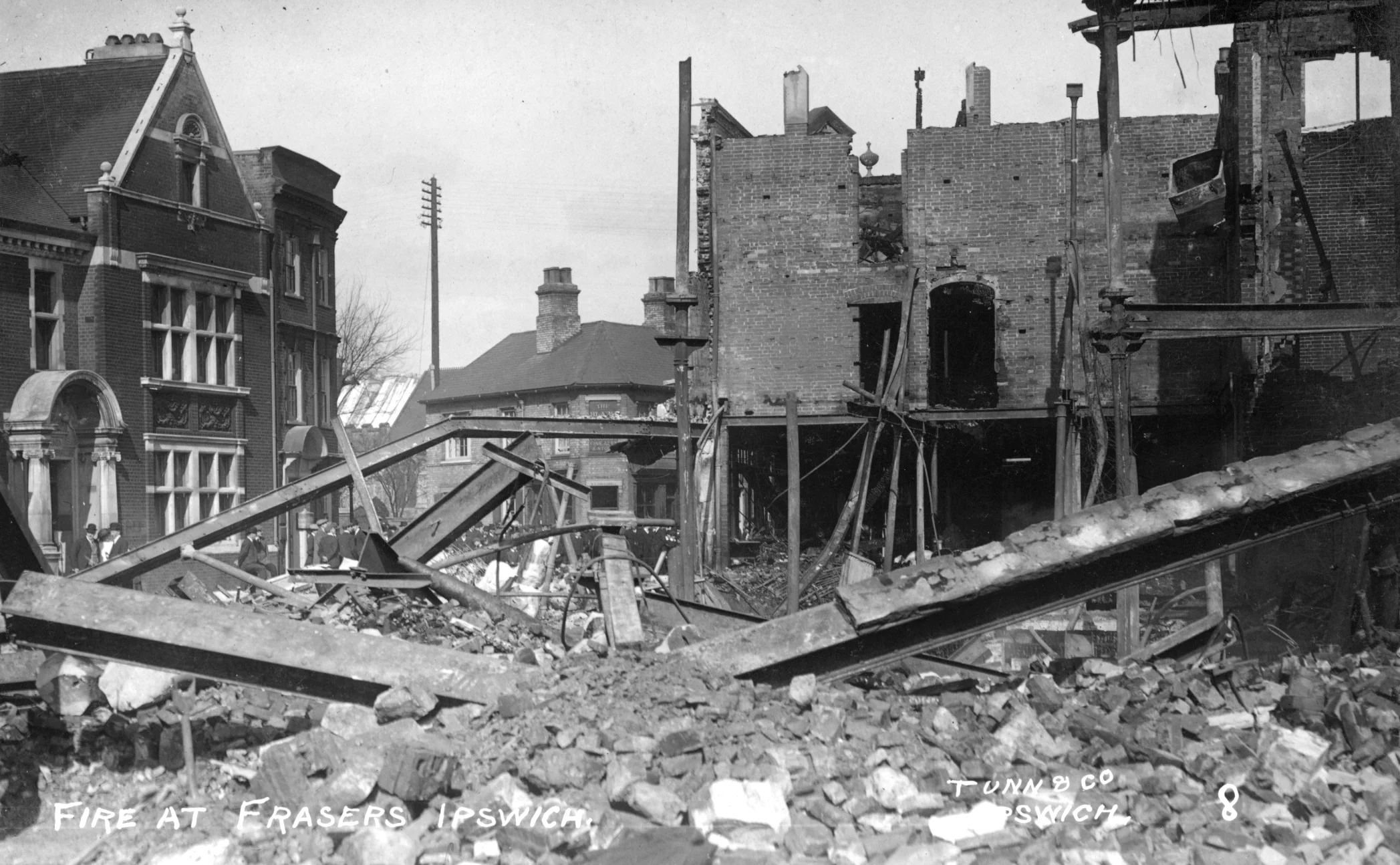 Frasers 6 april 191212_ (6)