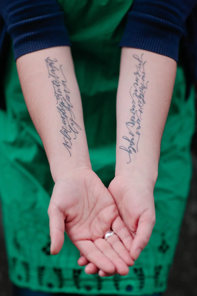 5_mothersarms_tattoo_1.jpg