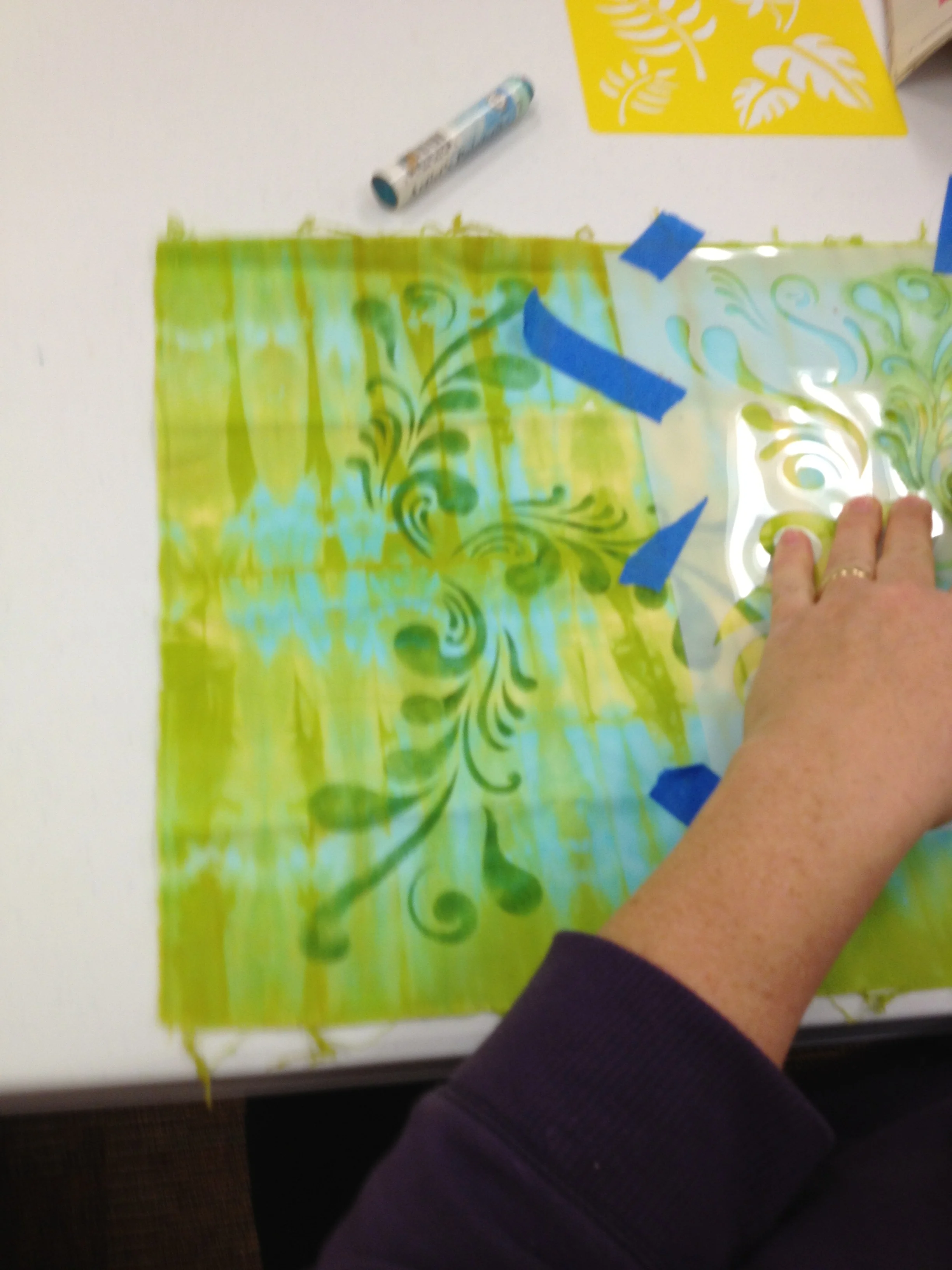 Working with stencils--analogous colors