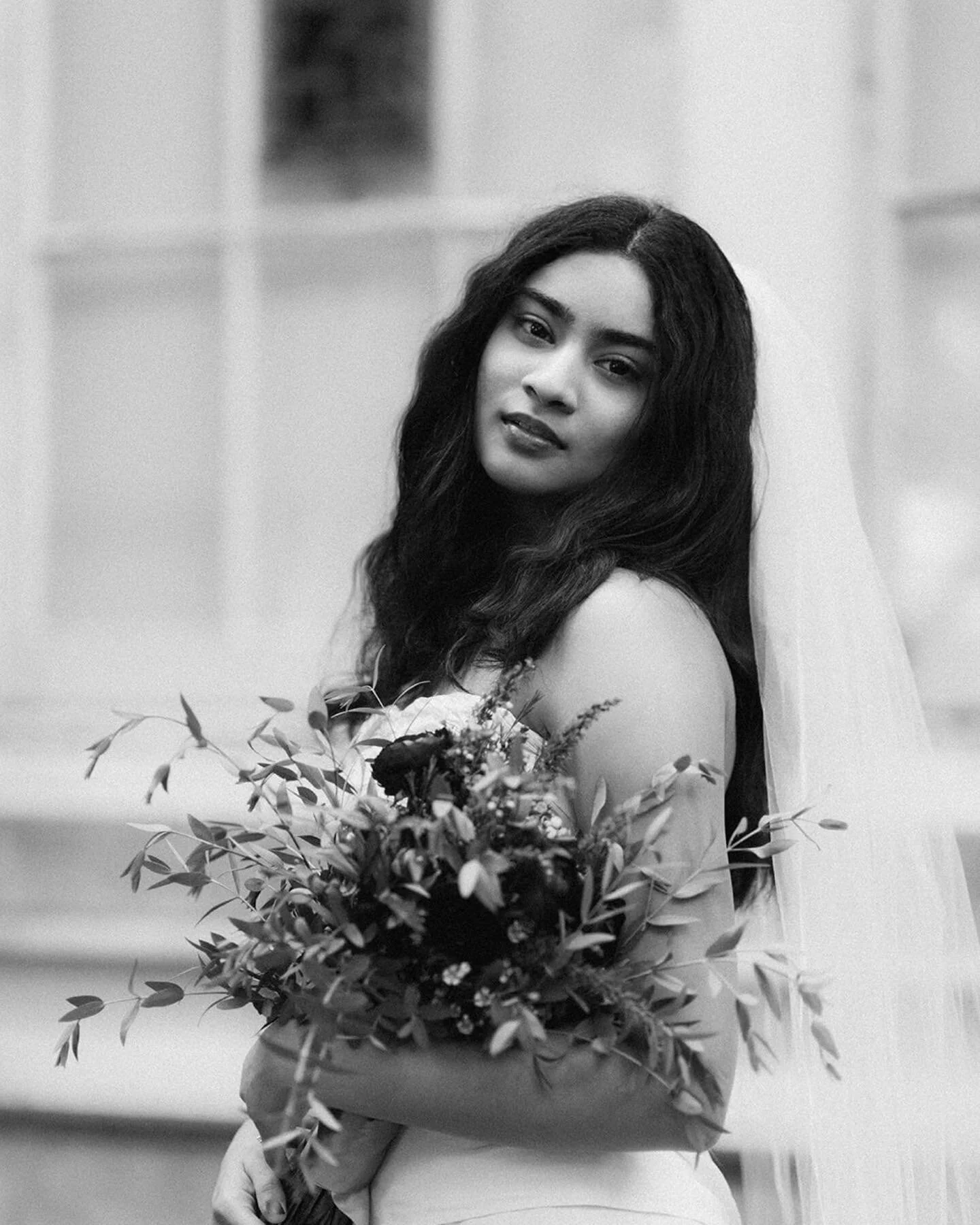 Always have time for portraits. Yes I&rsquo;m there to document your important moments and the party, but let&rsquo;s not rush this part!
Weddings combine my three photography passions, portraiture, fashion and photojournalism. Most of the day I&rsqu