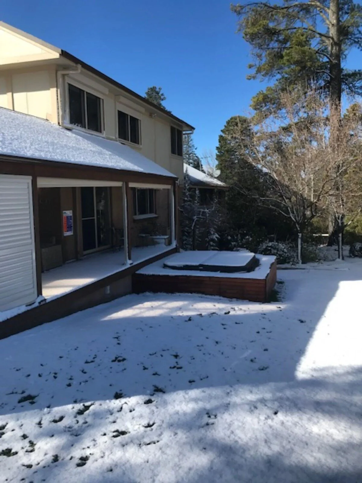 Stonelinks House after a snowfall