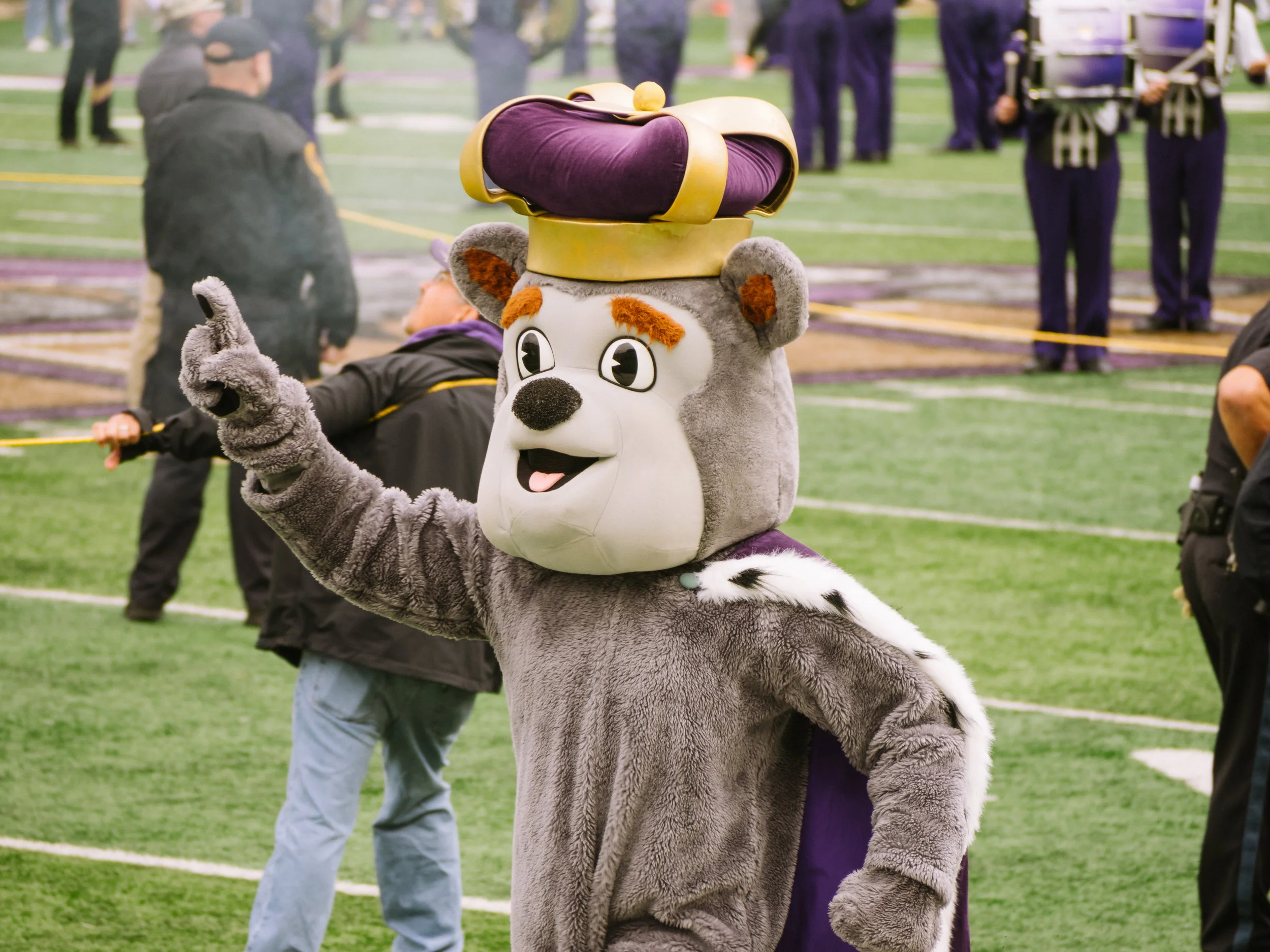 The Duke Dog before JMU vs Delaware in Harrisonburg