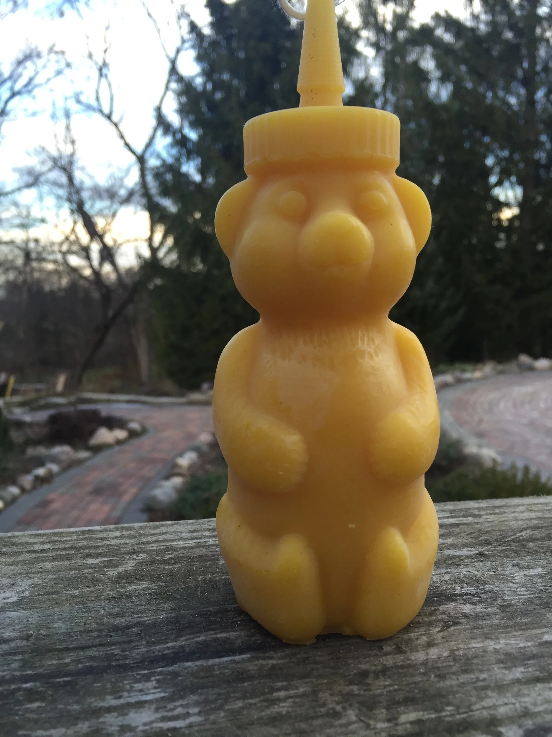 Beeswax candle bear.jpg