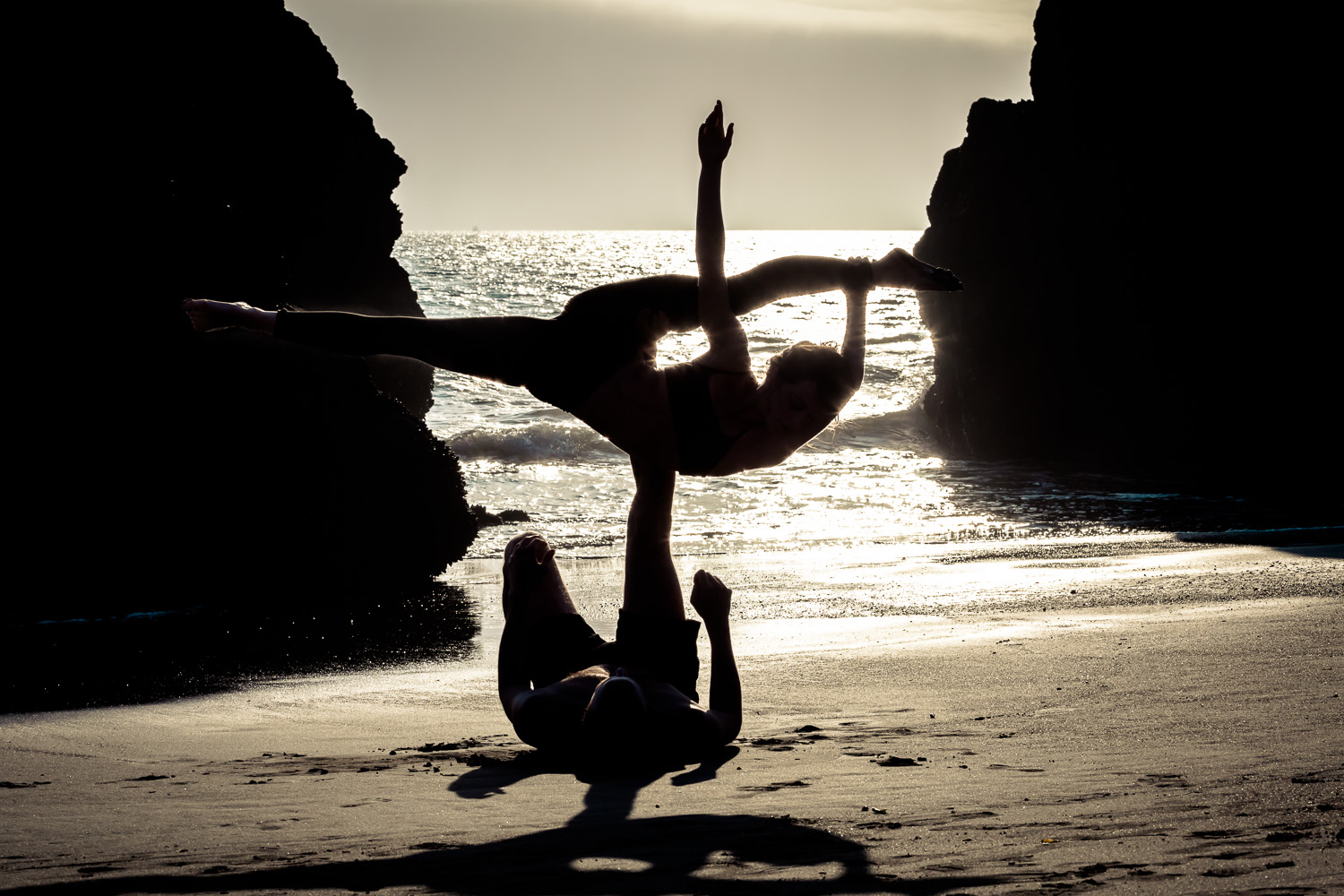 Eric Paré and Kim Henry - AcroYoga