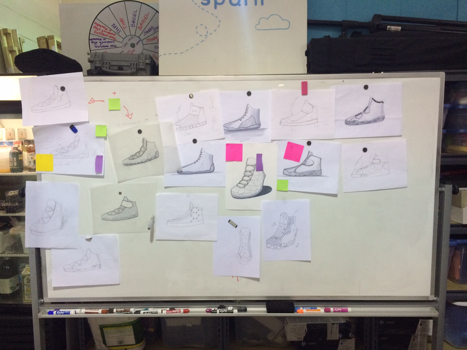 During the d esign sessions at 10XBeta, Andrea Lauer, Marcel Botha, Berk Ilhan and Jeannette Subero explored many design possibilities for this Shoe Without a Footprint.