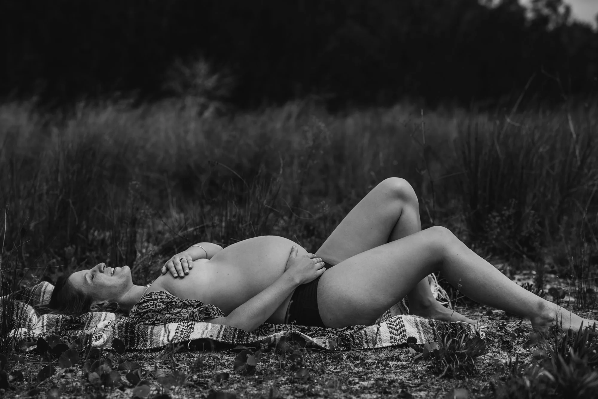 Kait_Maternity_LR-93.jpg