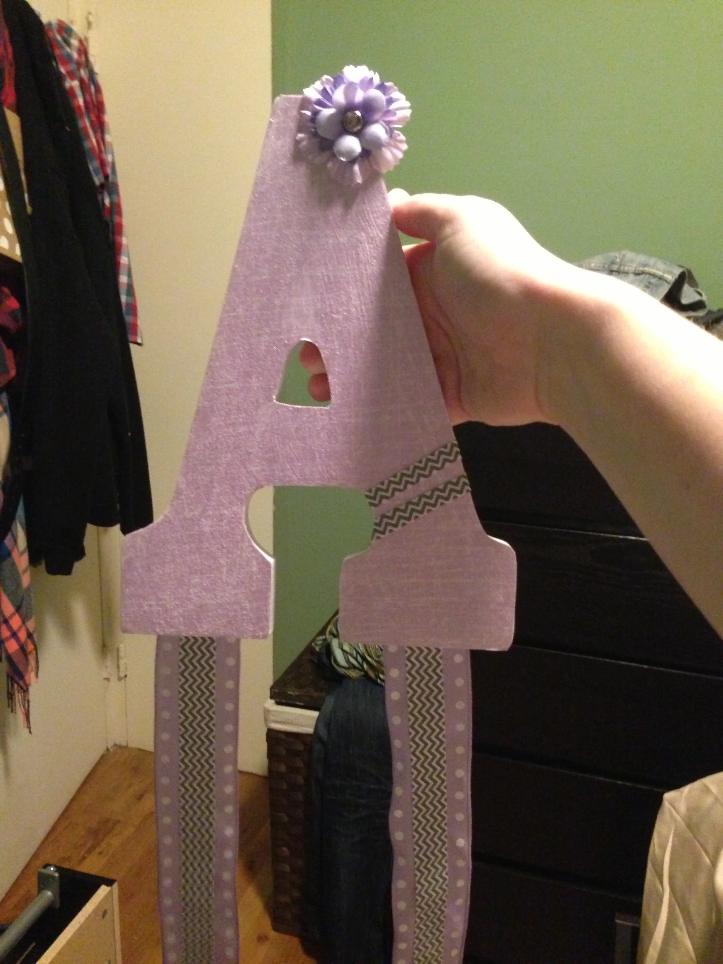 Bow holder for the princess!