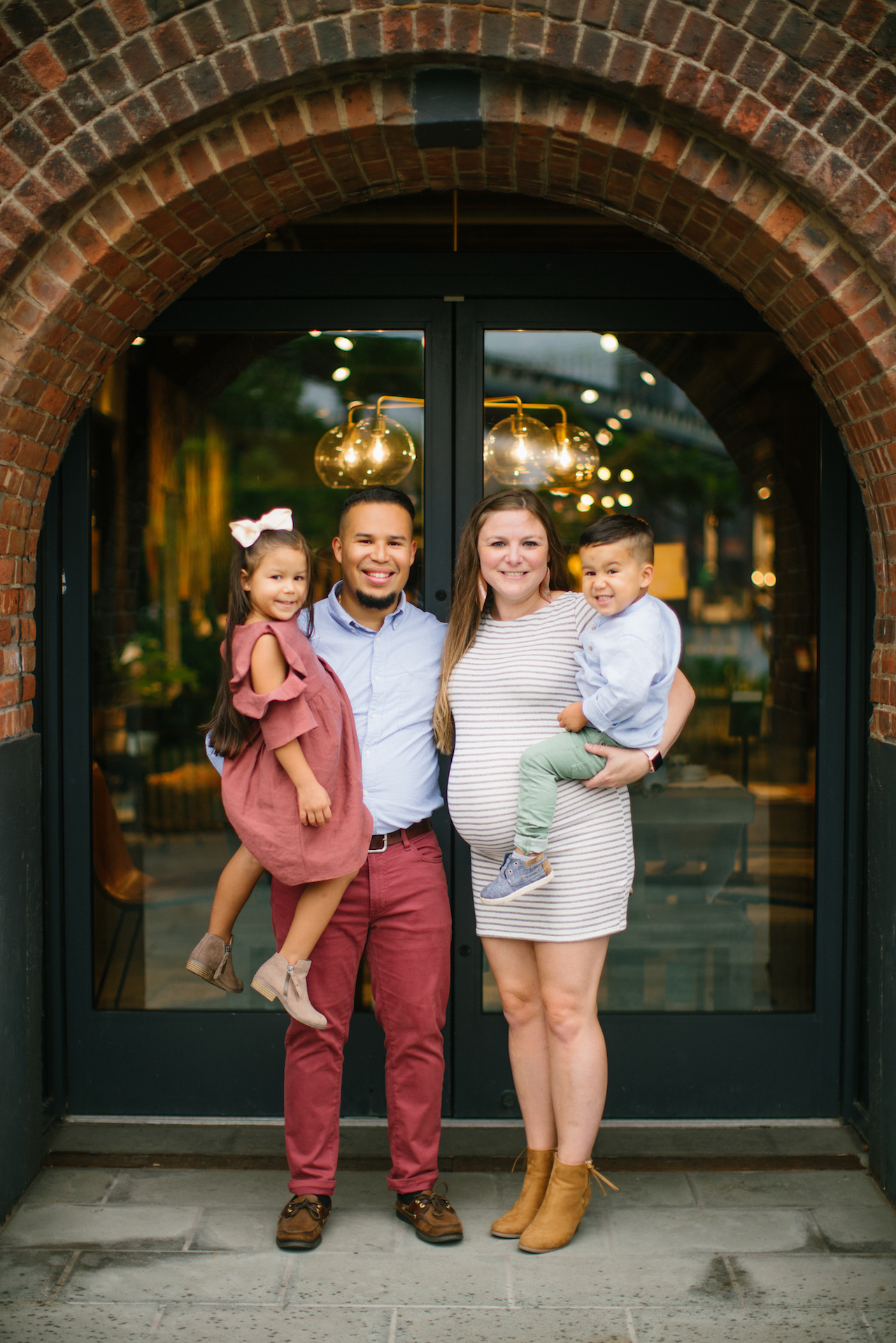 MrsLizCastro_ Arevalo_Family-16.jpg
