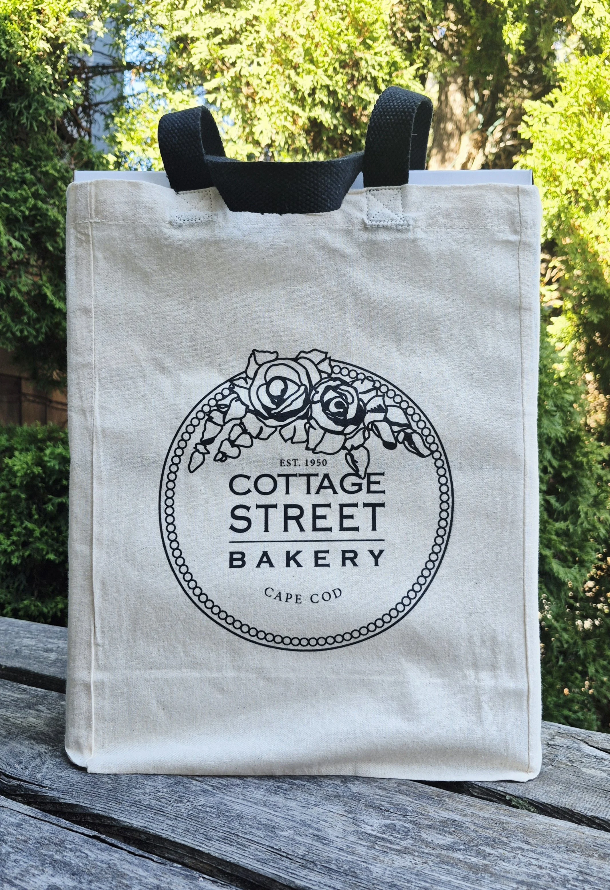 Tote front.jpg
