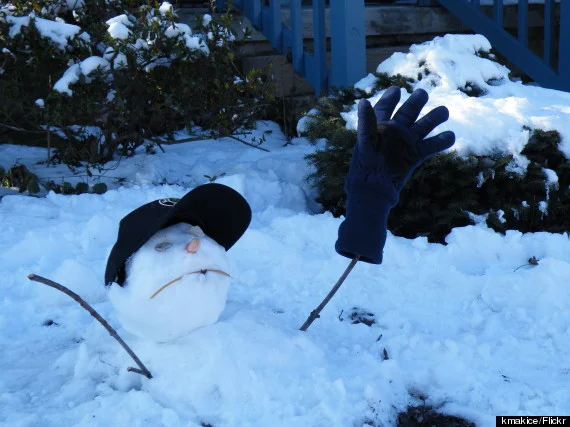 o-hhSNOWMAN-CALVIN-HOBBES-570.jpg