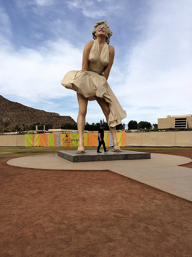 Palm Springs, CA - Giant Marilyn Monroe