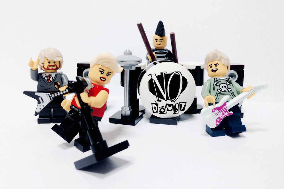 lego-iconic-bands-13.jpg