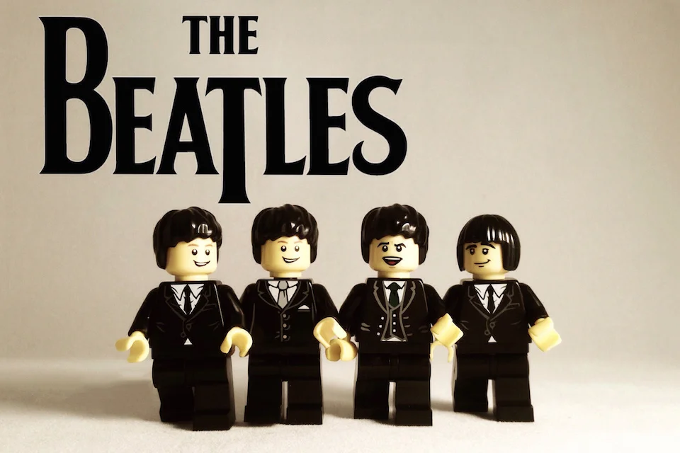 lego-iconic-bands-09.jpg