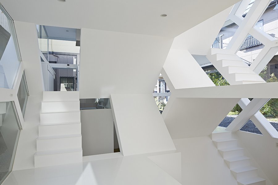 S-house-designed-by-Yuusuke-Karasawa-7.jpg