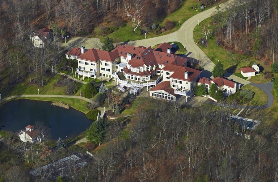 50-Cent’s-Palatial-Estate-in-Farmington-2.jpg