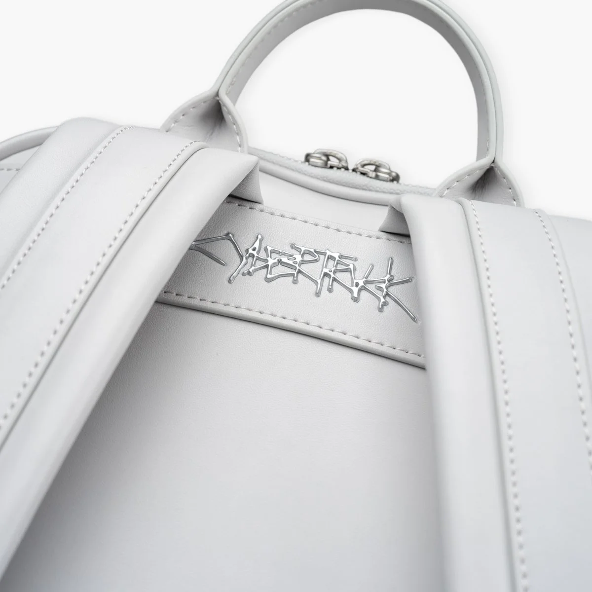 CT_Elevate_Backpack_Detail-Adjusted.jpg