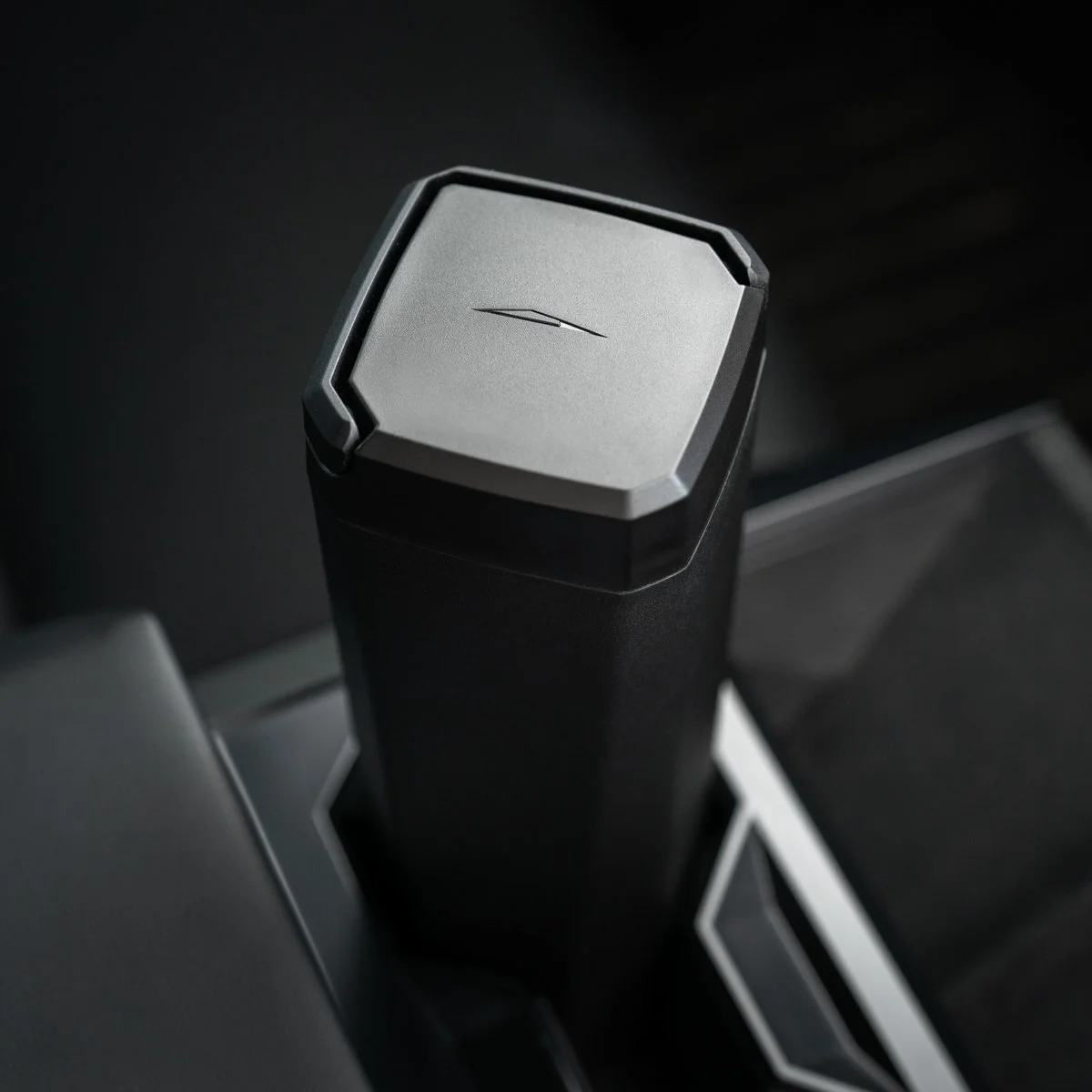 Dark_Vessel_In-Situ_Top-Detail.jpg