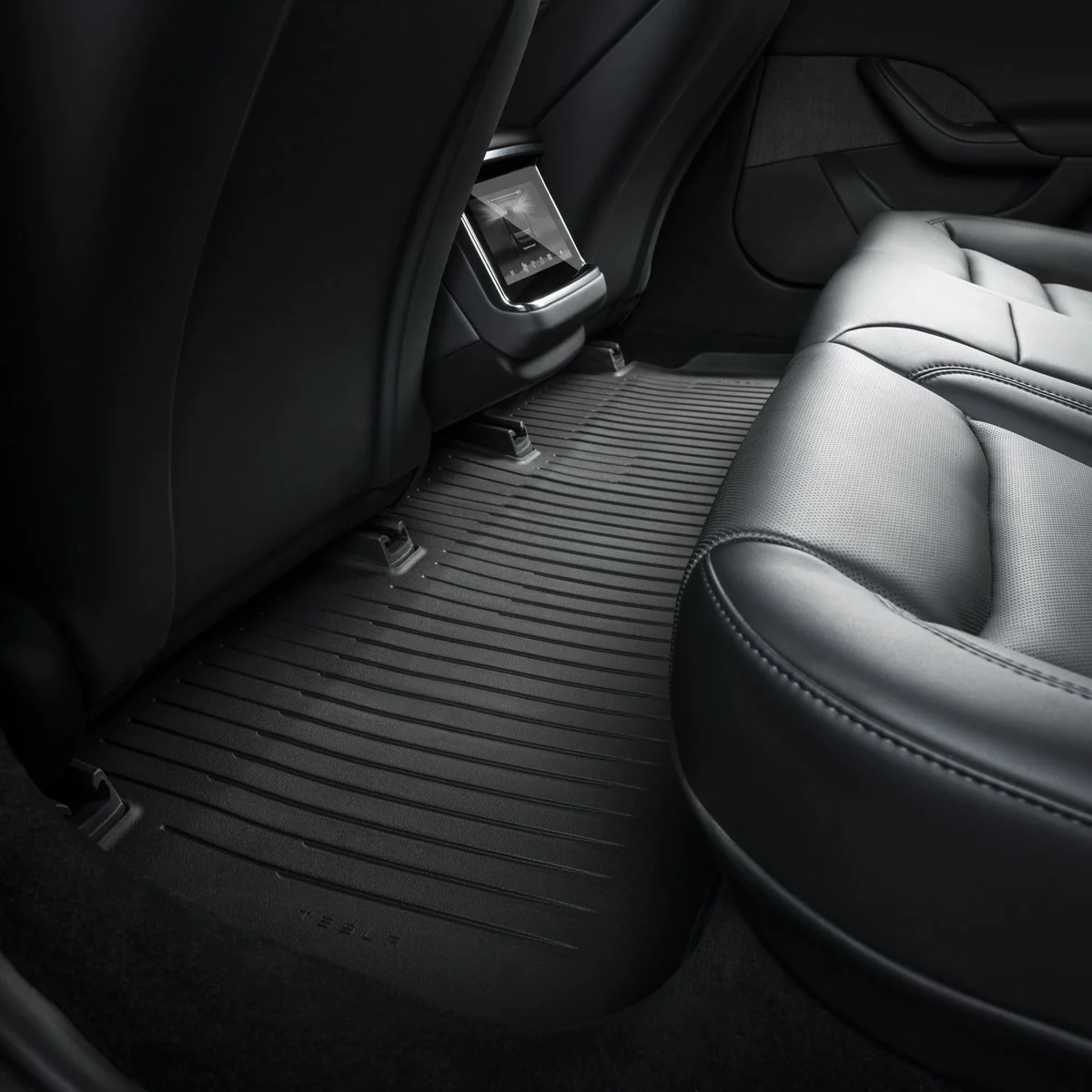 Model-S-Floor-2nd-Row-Mat.jpg