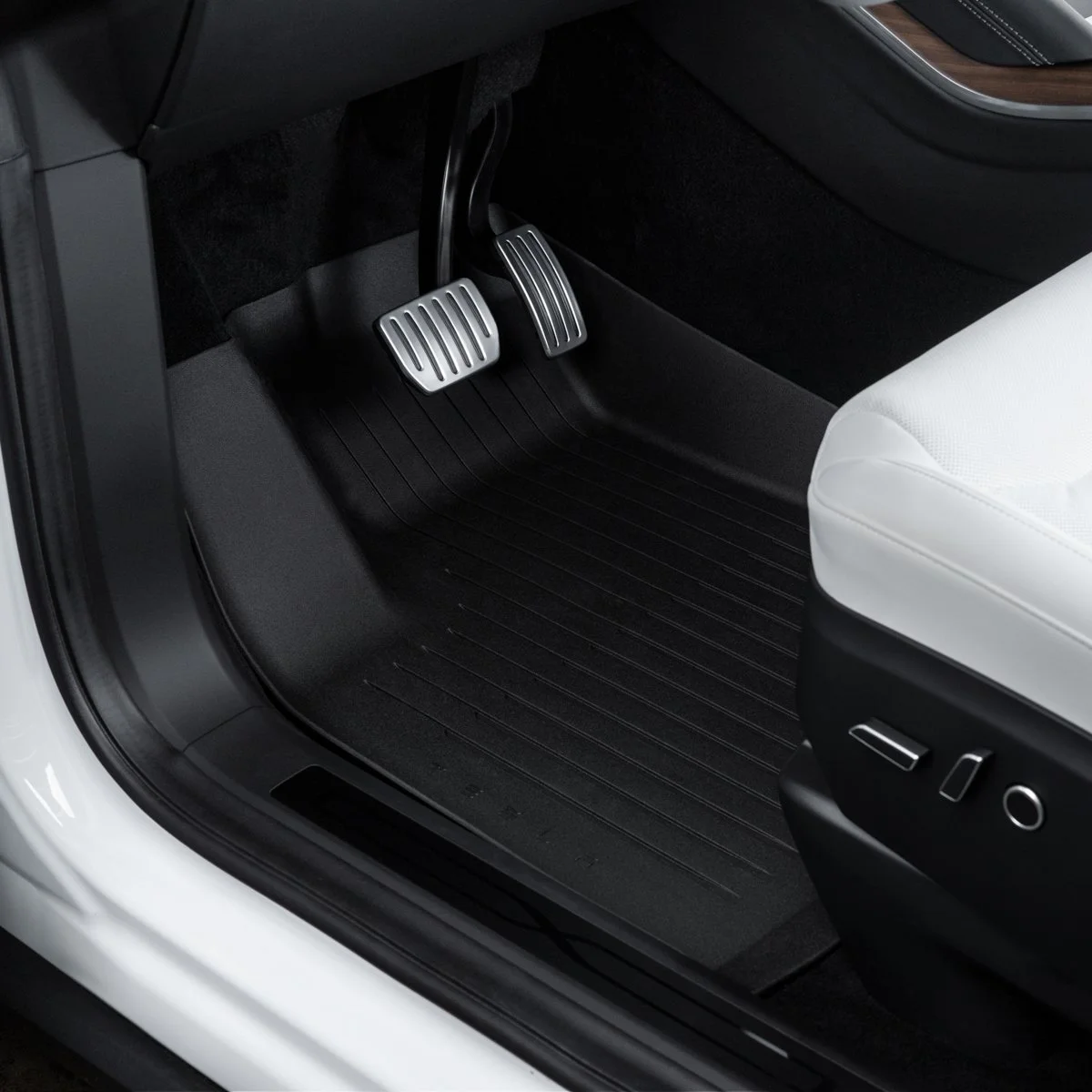 MX-Floormat-Driver-Side.jpg