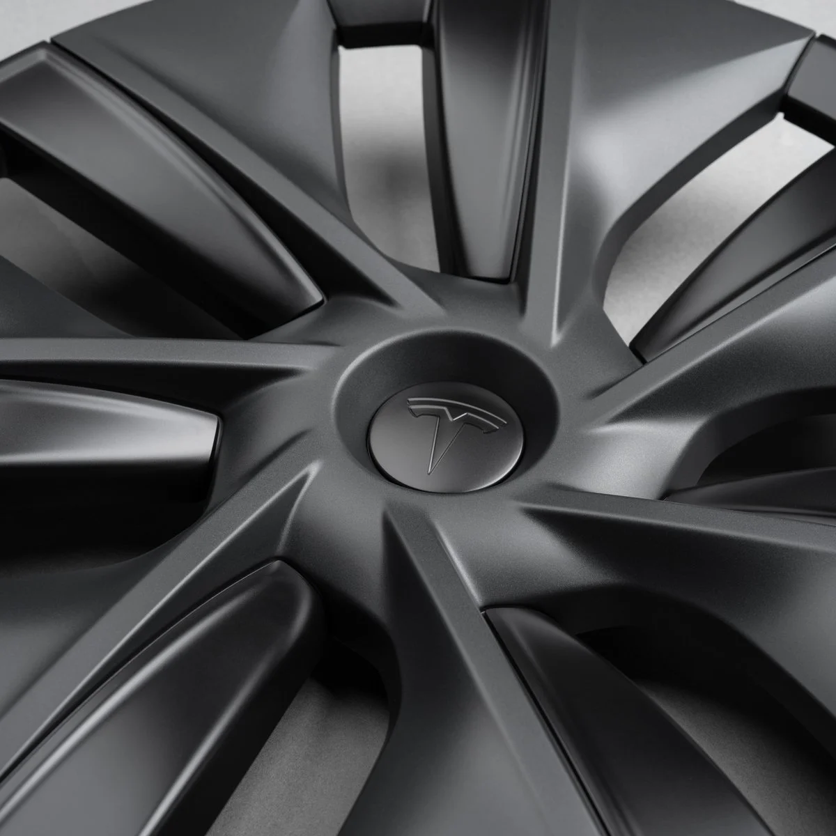 MY_19_Gemini-Dark-Wheel-Cover-Detail-02.jpg