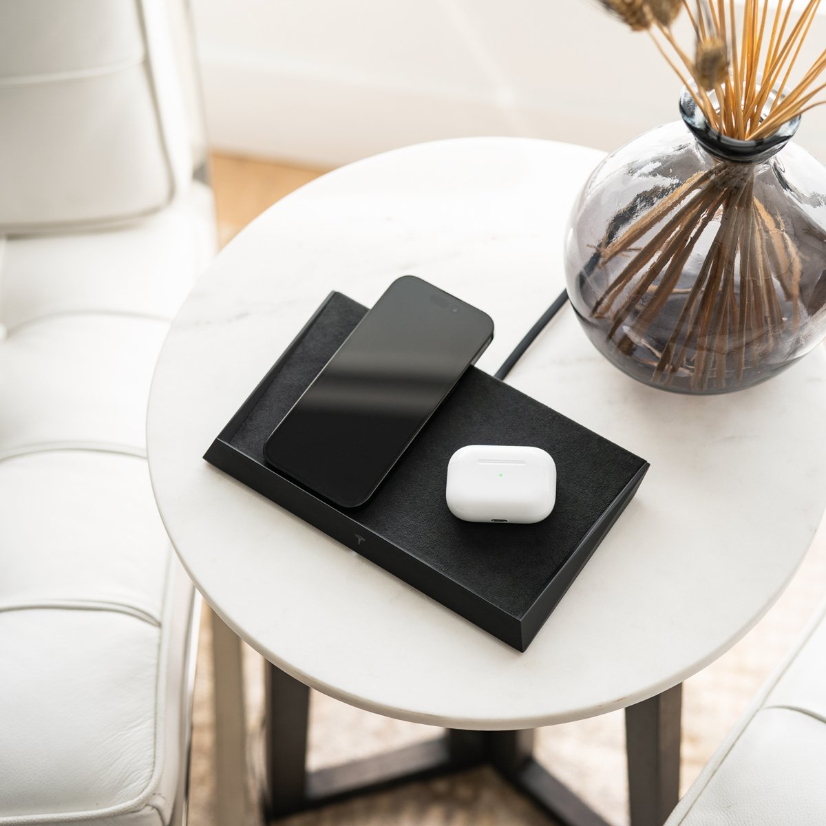 Wireless_Charging_Platform_02-Edit-Greenlight.jpg