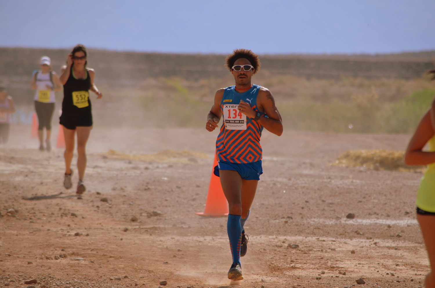 Working my way through lapped runners and/or 5K/10K competitors