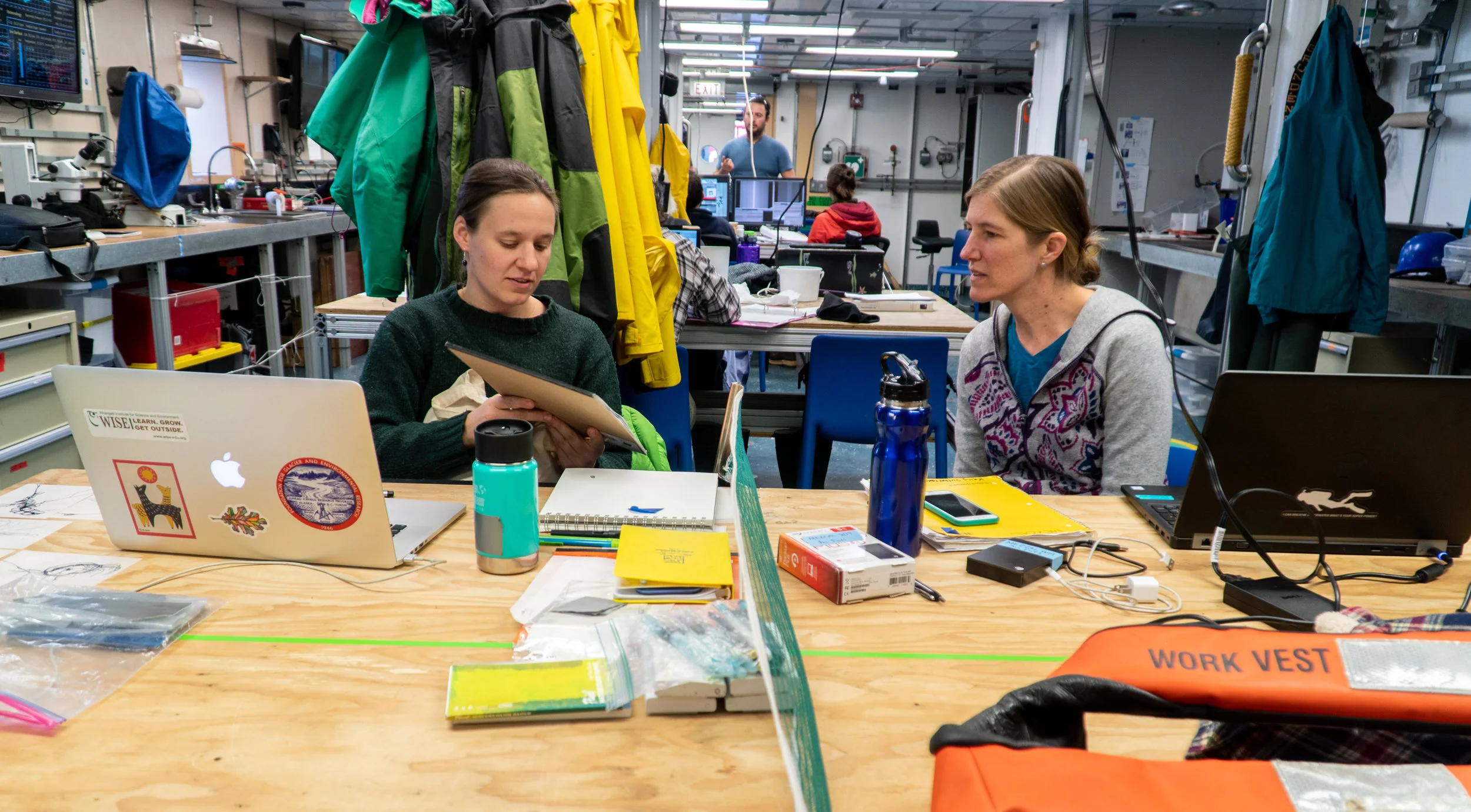 My studio on the ping pong table in the main lab. It had to be cleared away for games. Photo by Mark Farley at Hatfield Marine Science Center