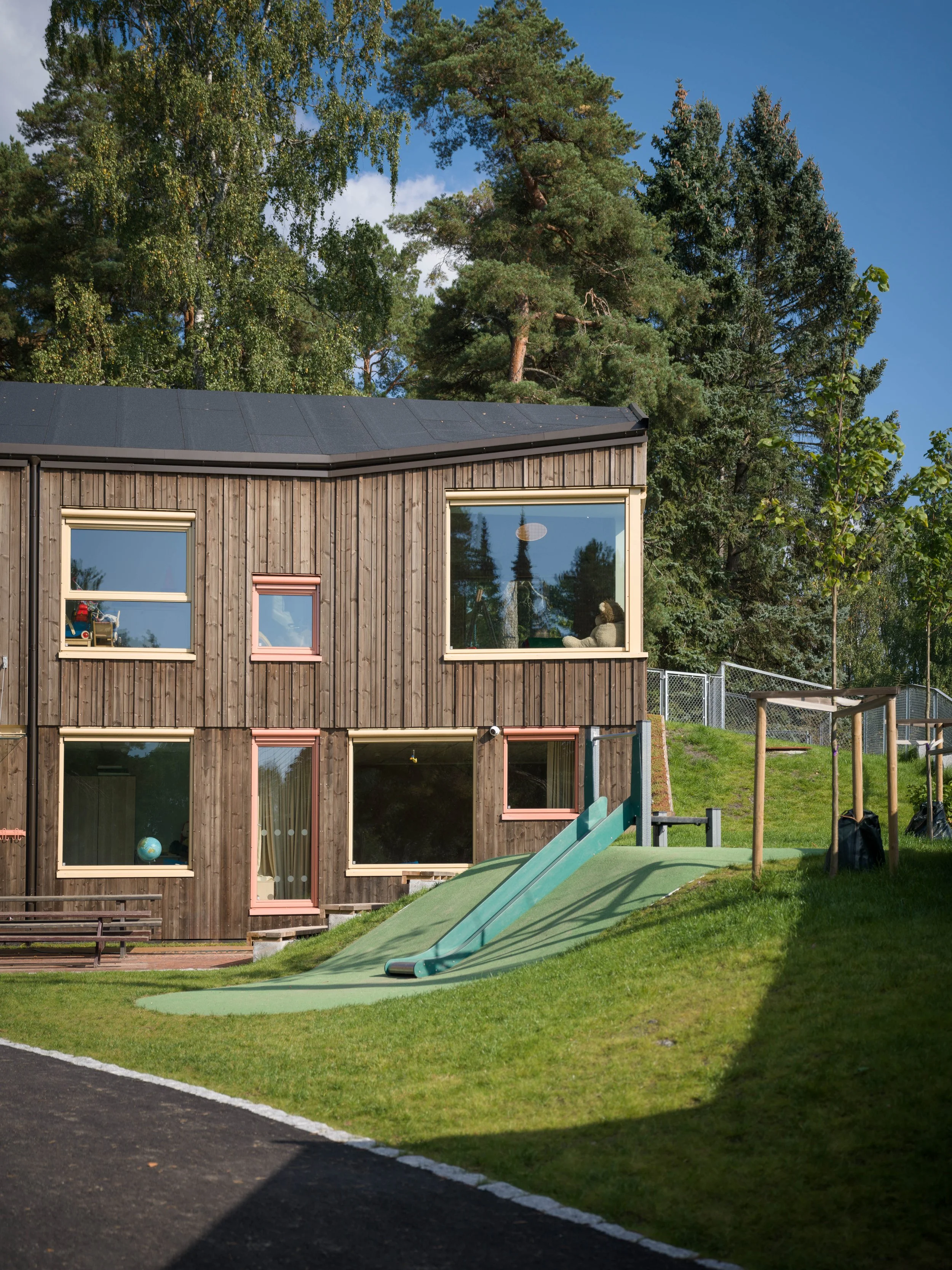 Nordstrand barnehage fotograf Knut Neerland_B_16966.jpg