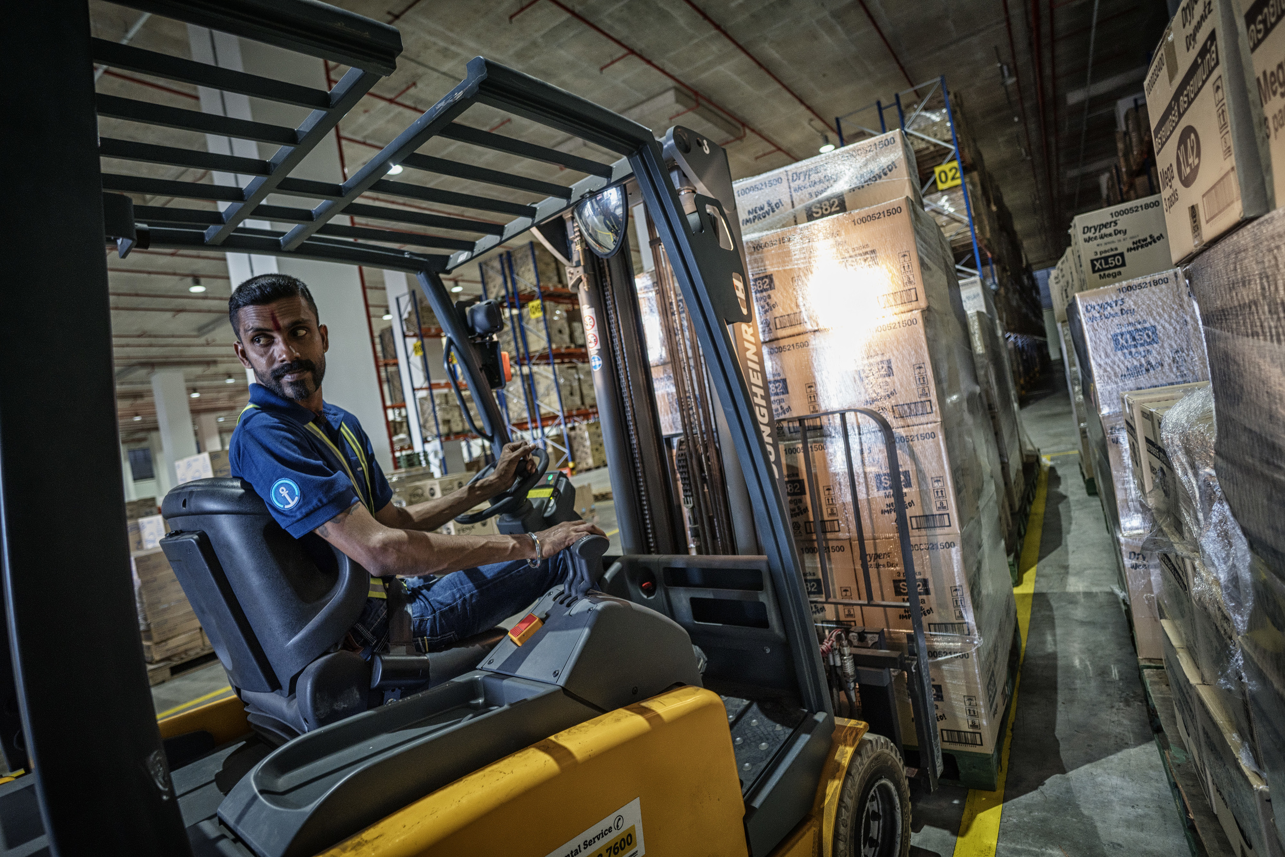 Forklift Operator (A7RII, Batis 2.8/18mm, ISO1000, f2.8 @ 1/100)