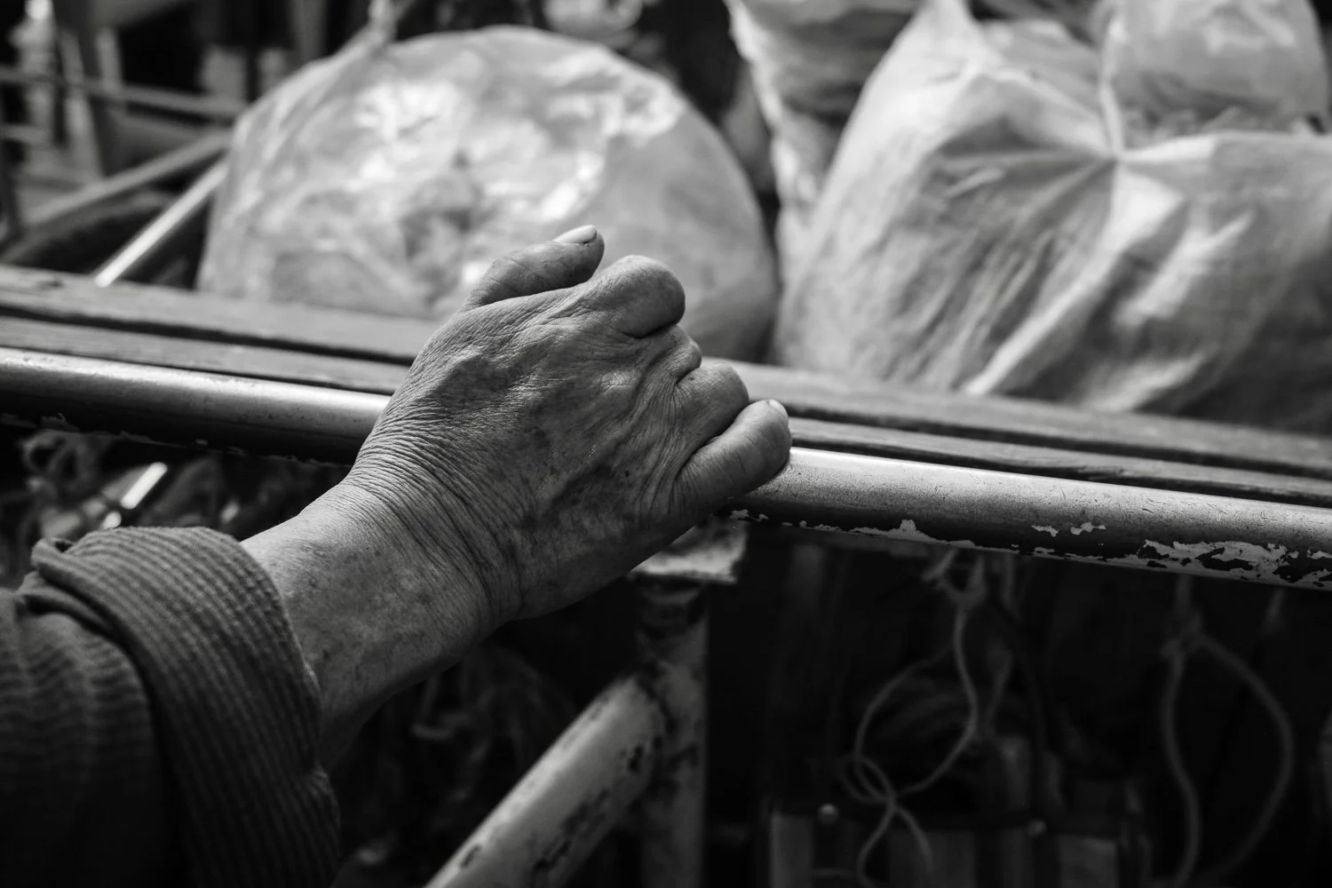 ©Valerie Jardin-hands-2.jpg