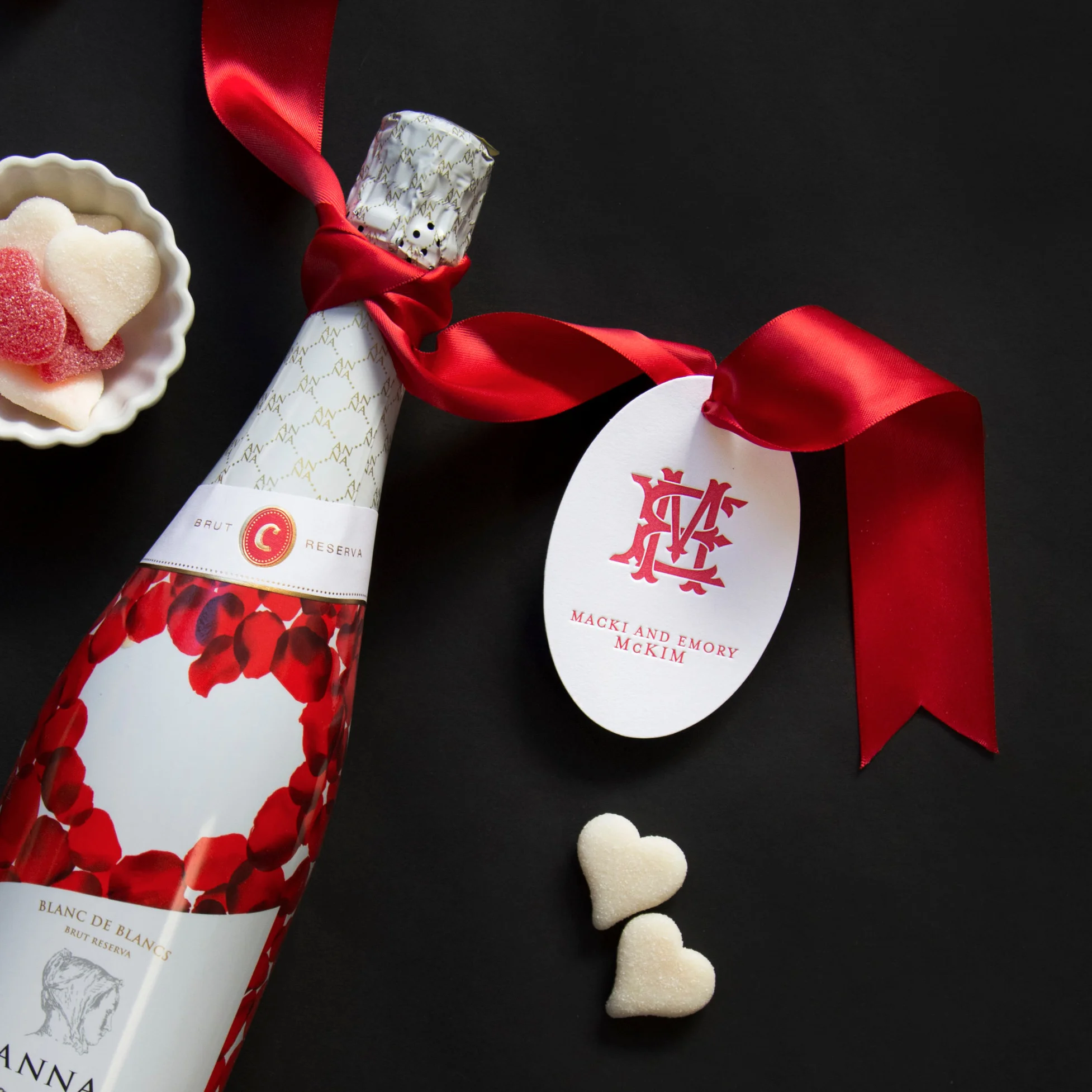 PGT_T221_Stylized_Wine_Valentine_HautePapier.jpg
