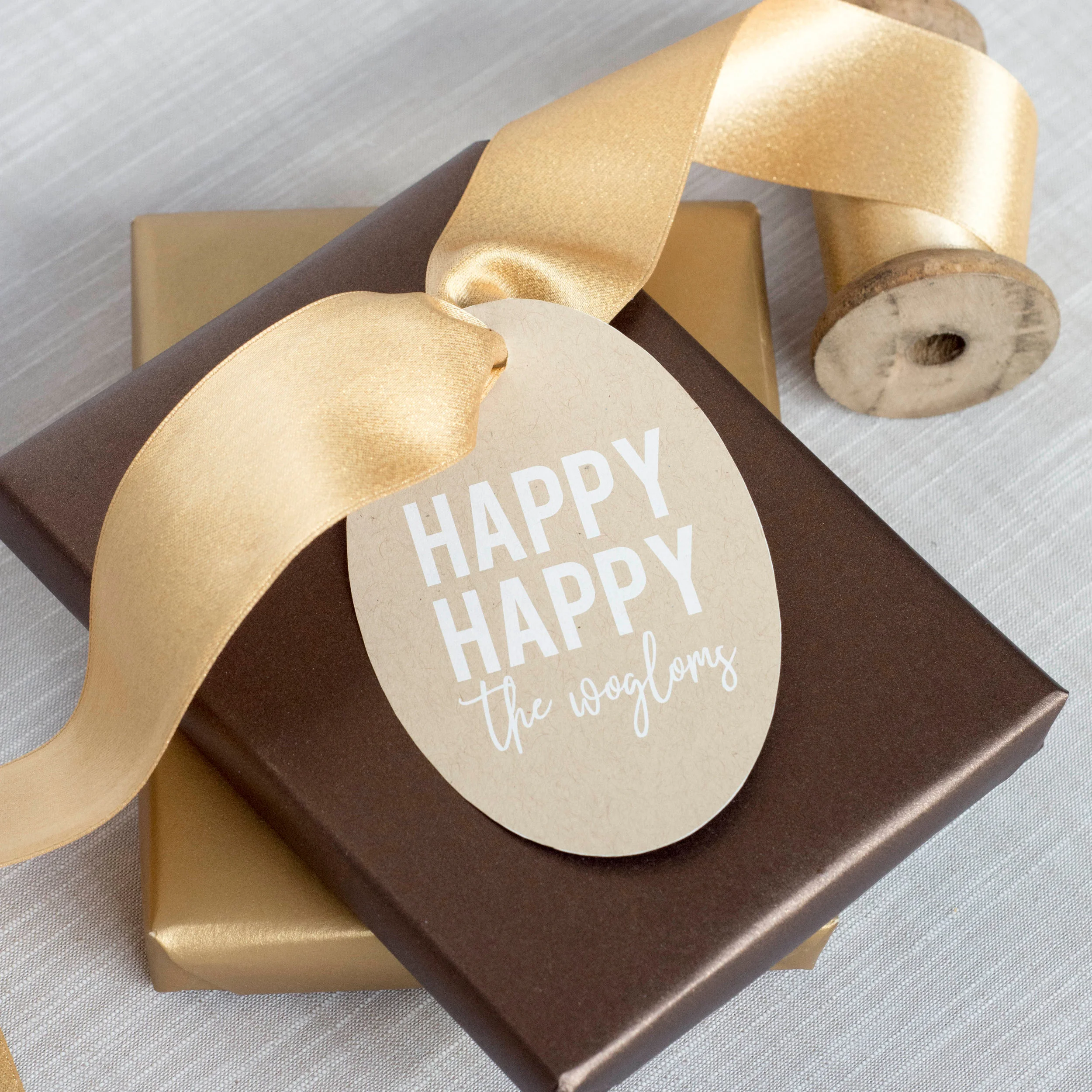 PGT_T265_Stylized_ChampagneRibbon_HautePapier.jpg