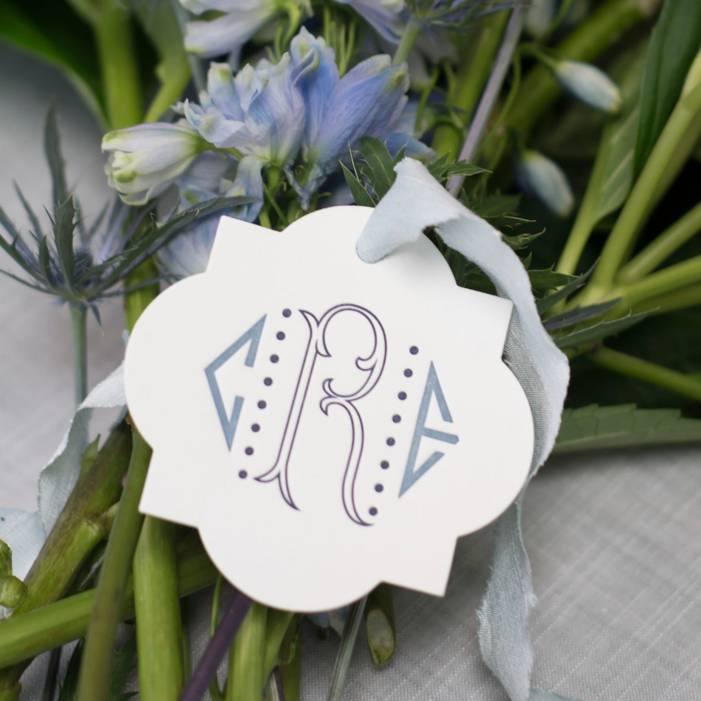PGT_T310_Stylized_FlowerBouquet_HautePapier.jpg