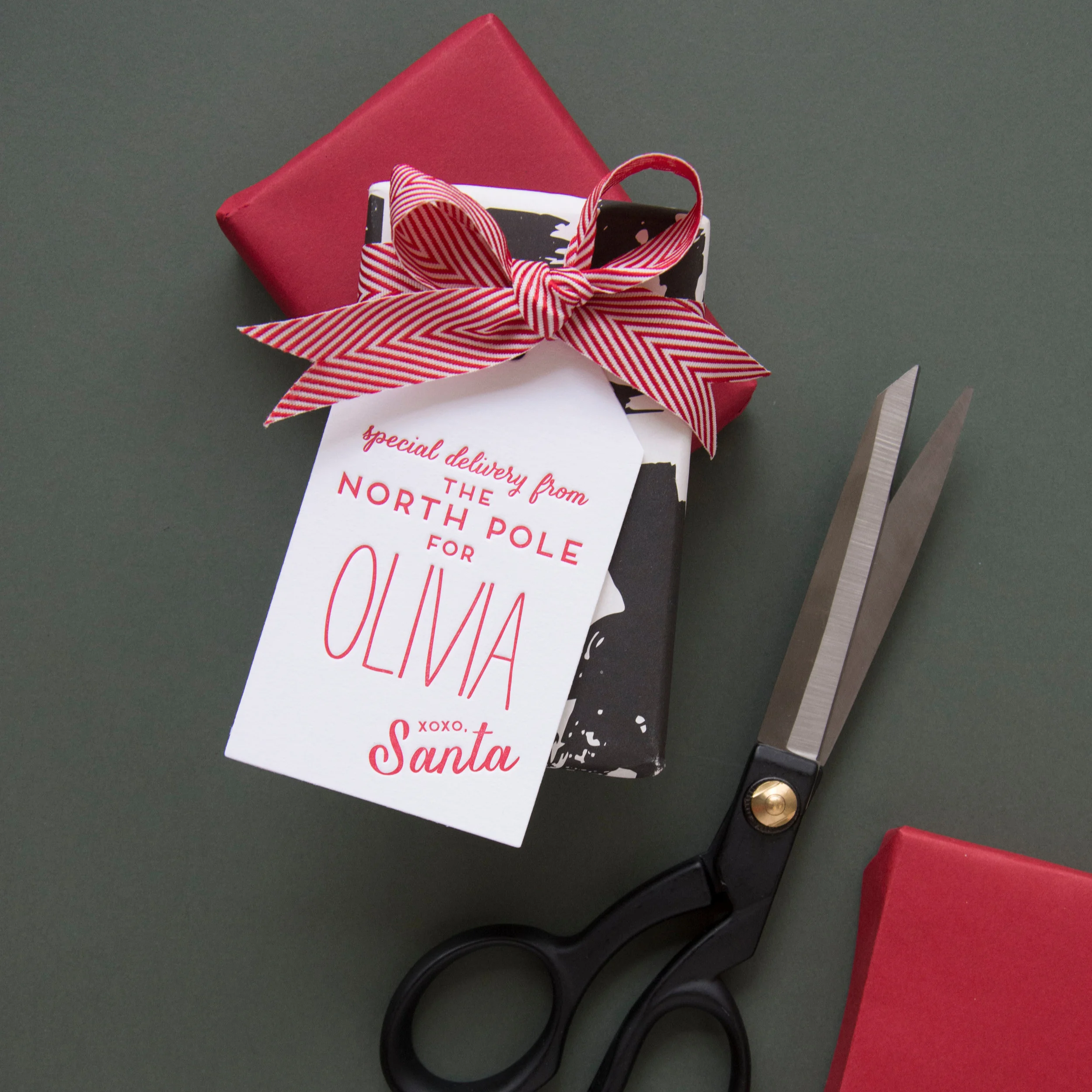 PGT_T68_BlackScissors_HautePapier.jpg
